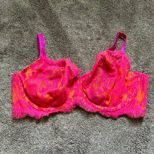 Victoria’s Secret unlined bra